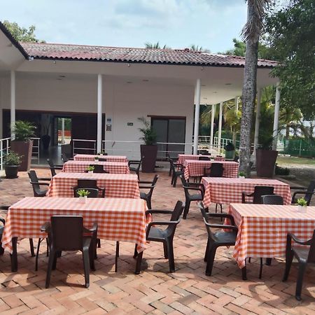 Arizona Ranch Hotel Girardot Exterior photo